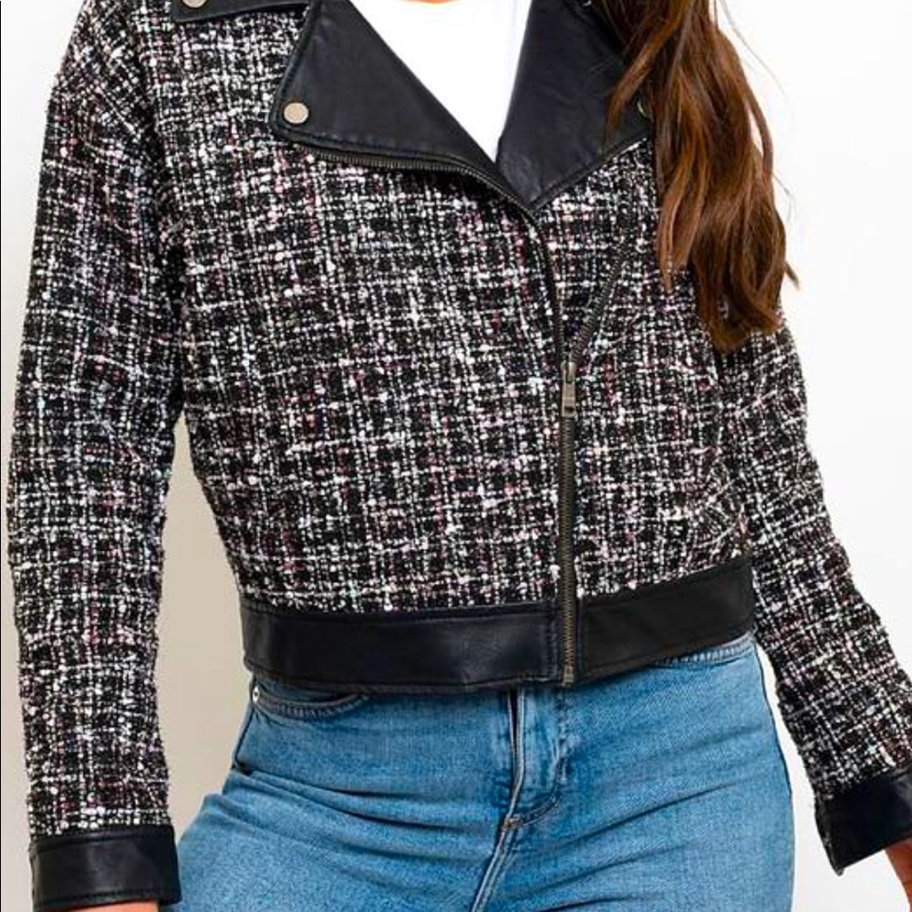 Gorgeous fashion statement tweed jacket